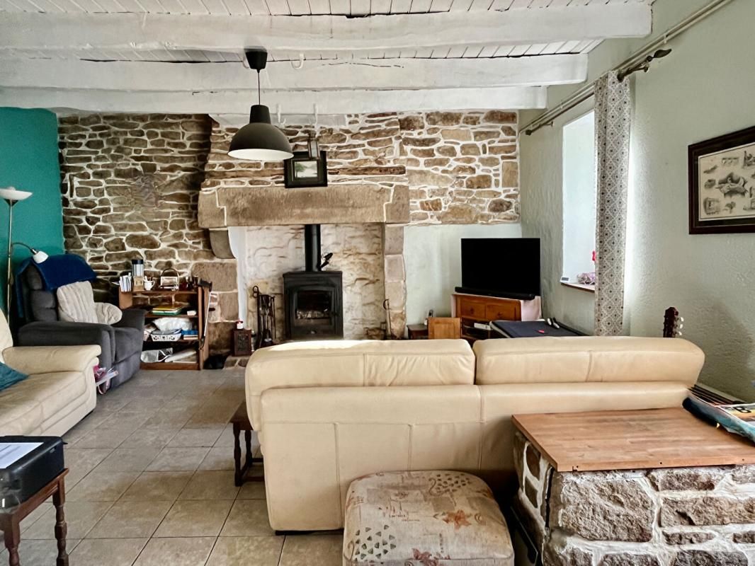 GUERLESQUIN Maison pierre PLOUGRAS (22780), 5 pièce(s) 100 m2 3