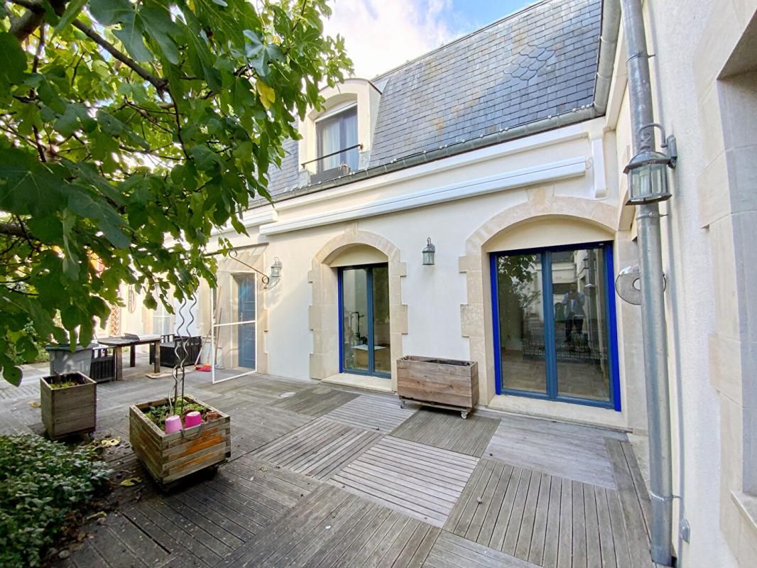 GENNEVILLIERS Exclusivité - Maison familiale avec piscine - Quartier pavillonnaire 3