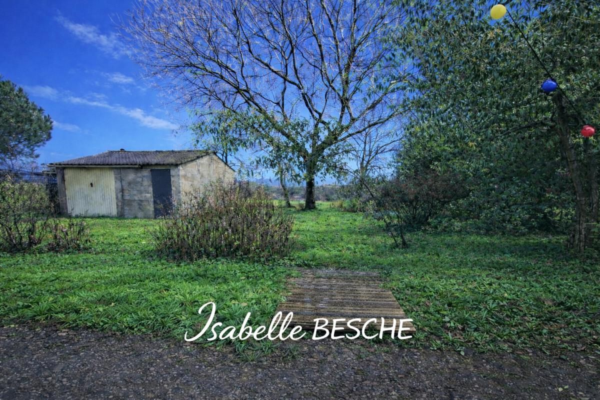 BARON Maison de plein pied, 4 chambres, garage et très beau jardin de plus de 1000 m2 4