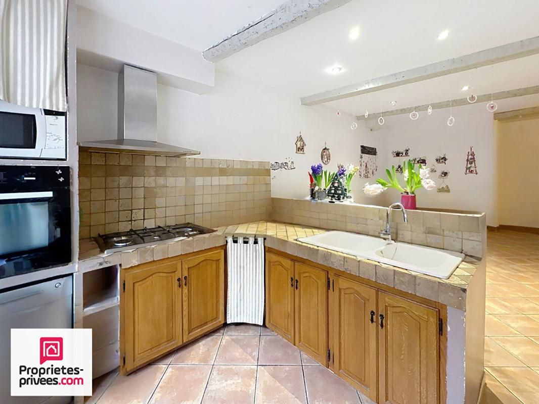 RIANS RIANS Maison de village avec terrasse et garage 4