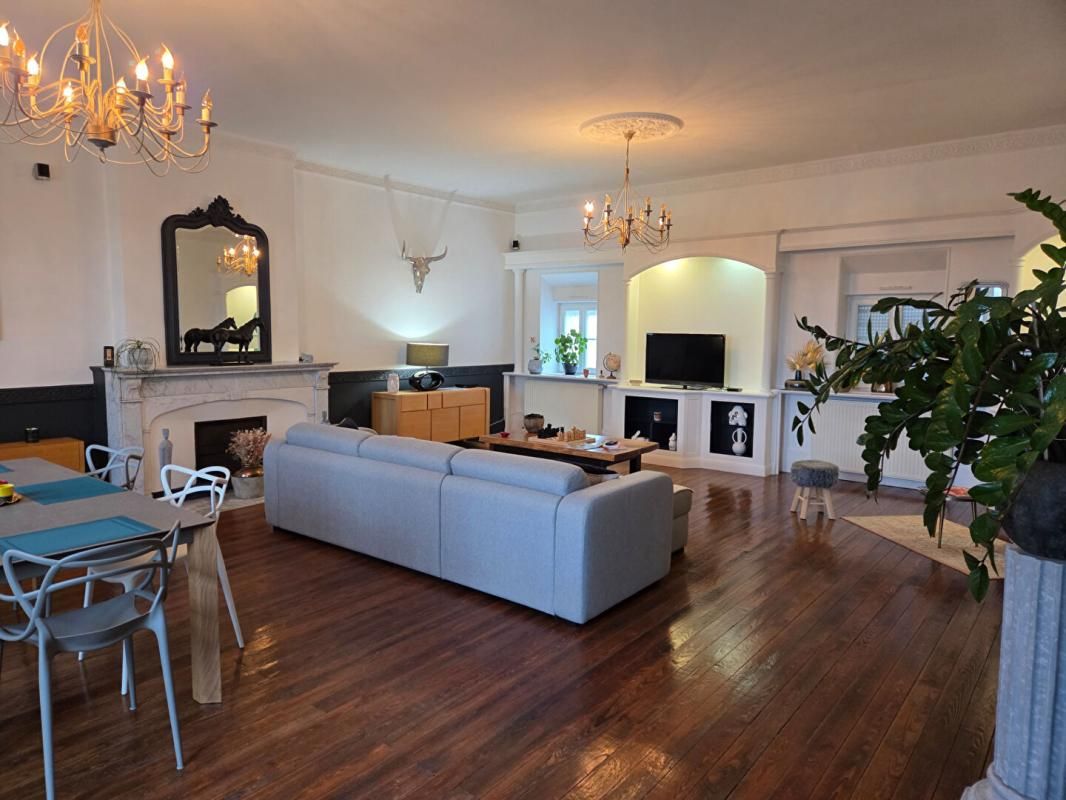 Appartement Montelimar 6 pièces 197 m2