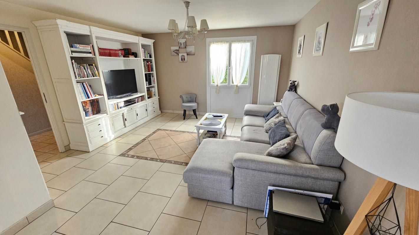 HOUDAN Houdan 7 mn / Maison familiale 145 m2 dans un village prisé du 78 4