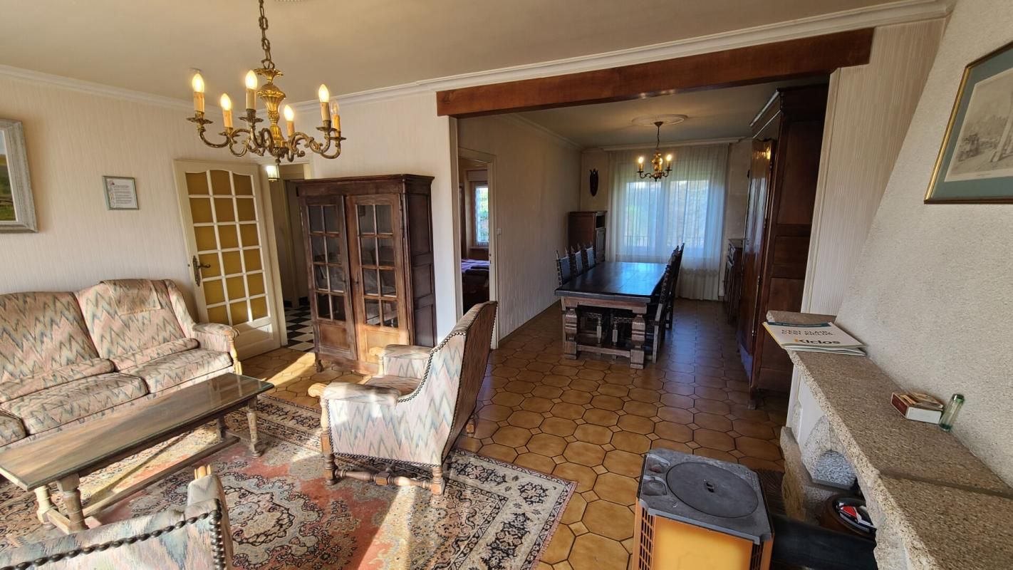 PLOUGONVEN Belle néo-bretonne 3