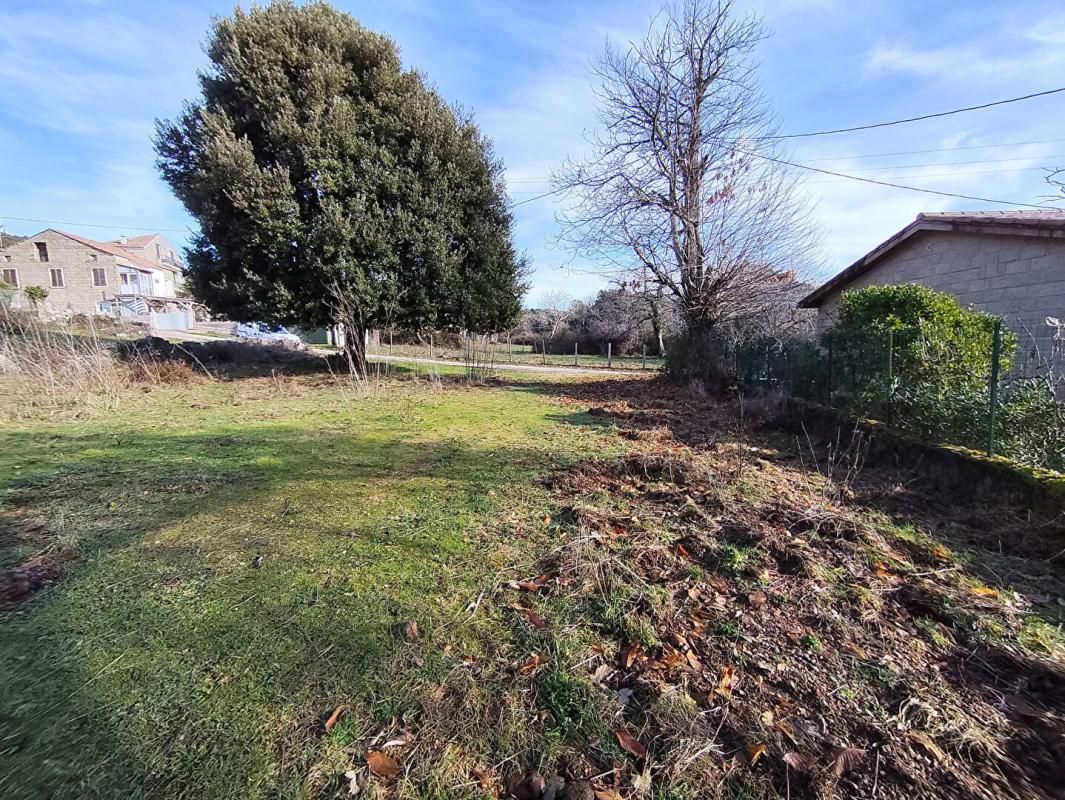 SAN-GAVINO-DI-CARBINI SAN GAVINO DI CARBINI - TERRAIN 490 M² - AU COEUR DU VILLAGE 4