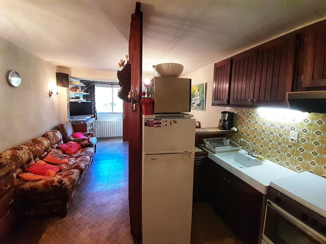 EAUX-BONNES Appartement T2 de 36m2 au 2ème étage 2