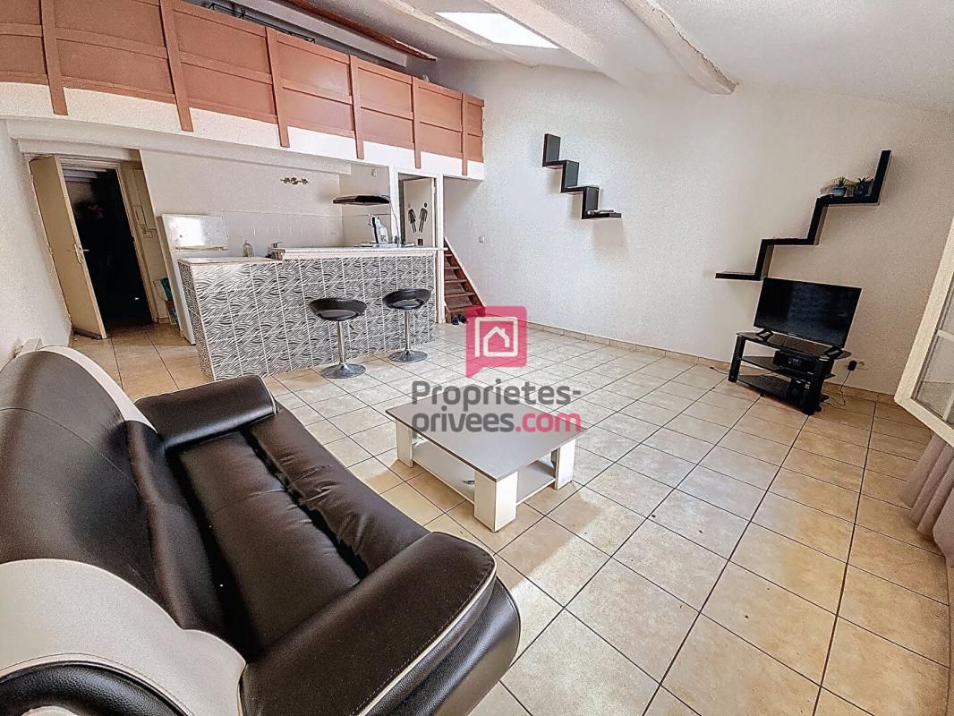 LE MUY Studio Mezzanine Le Muy  45 M2 - Investissement locatif 4