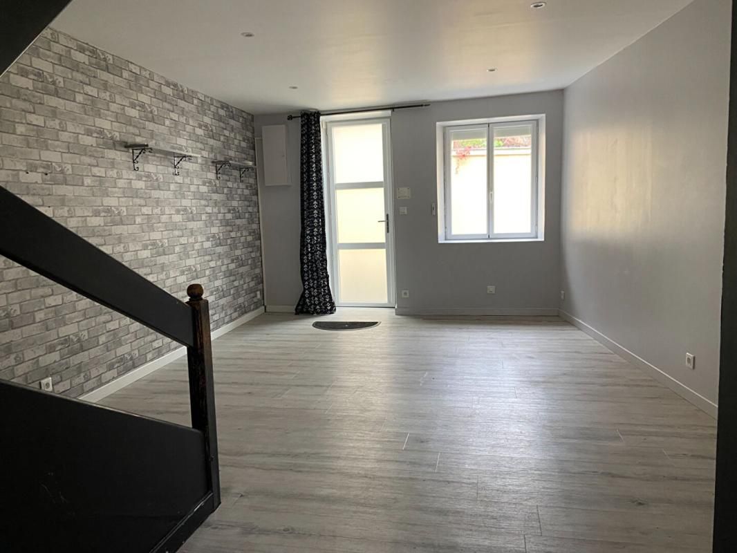 DURTAL Maison à louer - Durtal 4 pièce(s) 55.41 m2 2