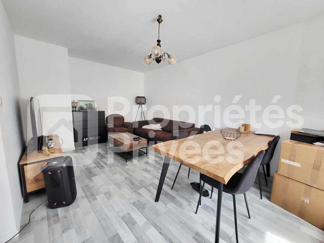 CHARMONT-EN-BEAUCE Maison Charmont En Beauce 3 pièce(s) 60 m2 4