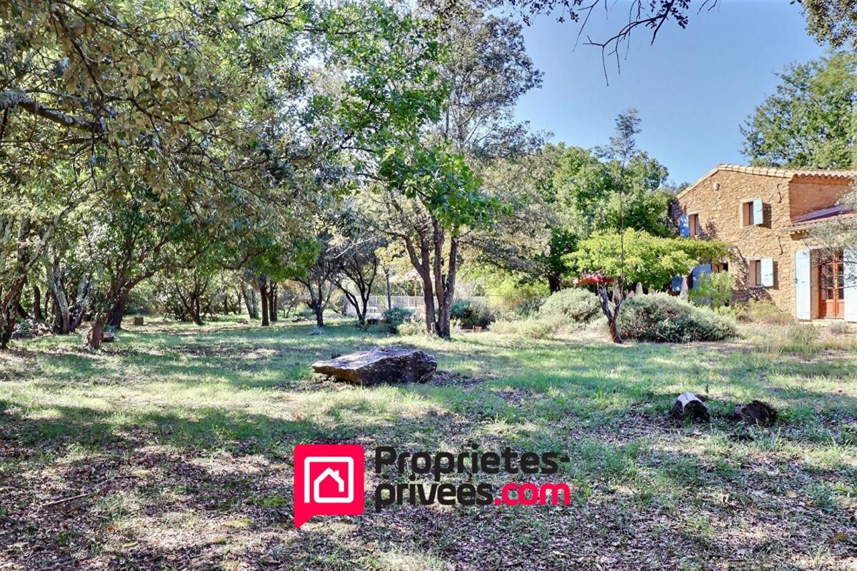 UZES Uzès, proche , petit Mas  sur 5000 m2 de terrain 4