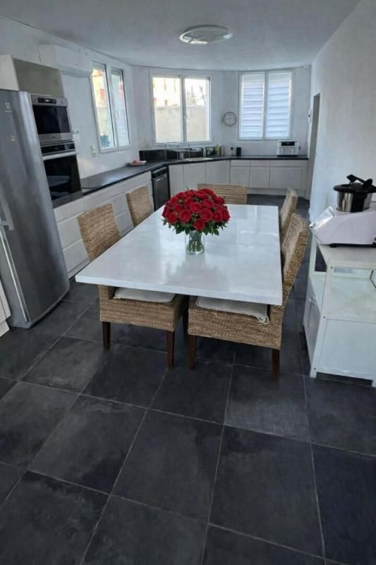 GRANDE MAISON DE VILLE A ELNE