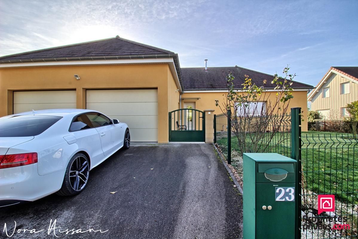 Maison Mont Sous Vaudrey 6 pièce(s) 195 m2