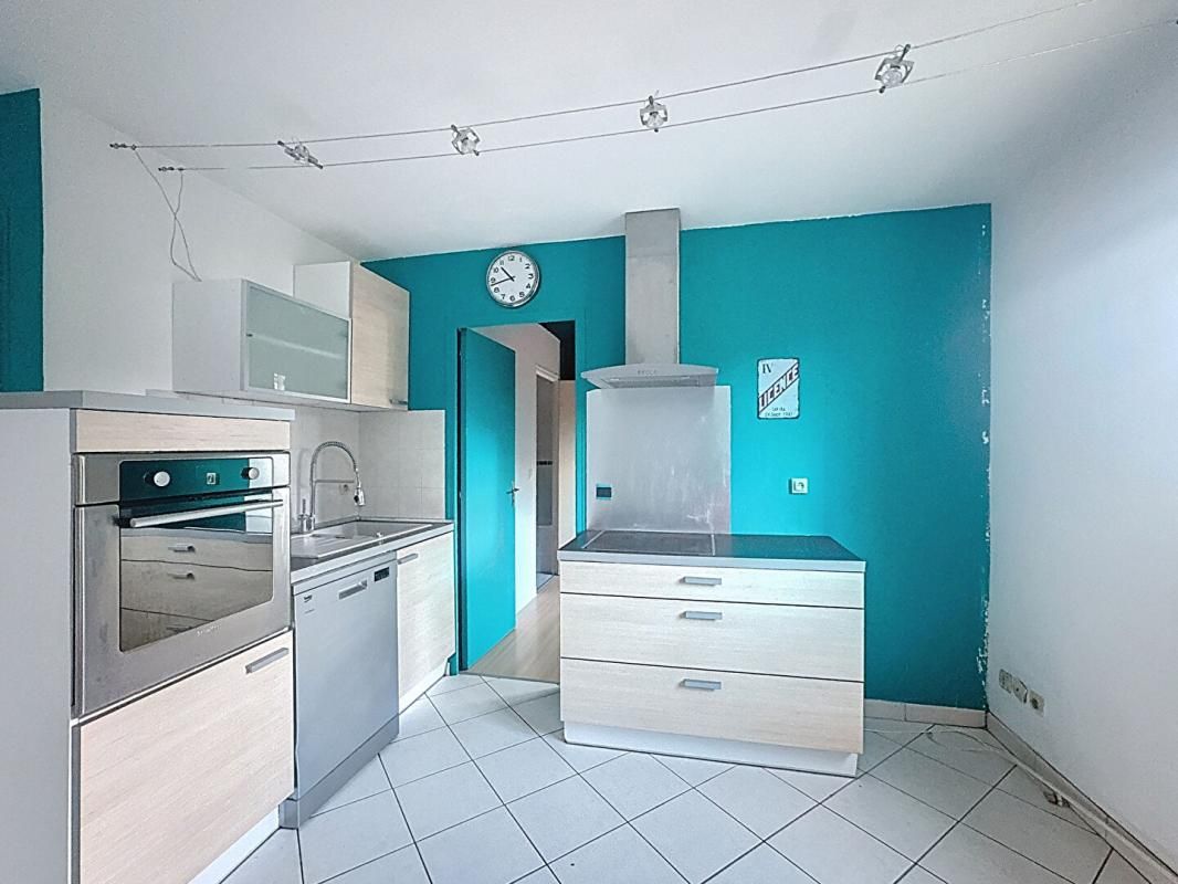 IGNY Superbe 2 pièces avec parking en sous-sol  Proche centre & gare 4