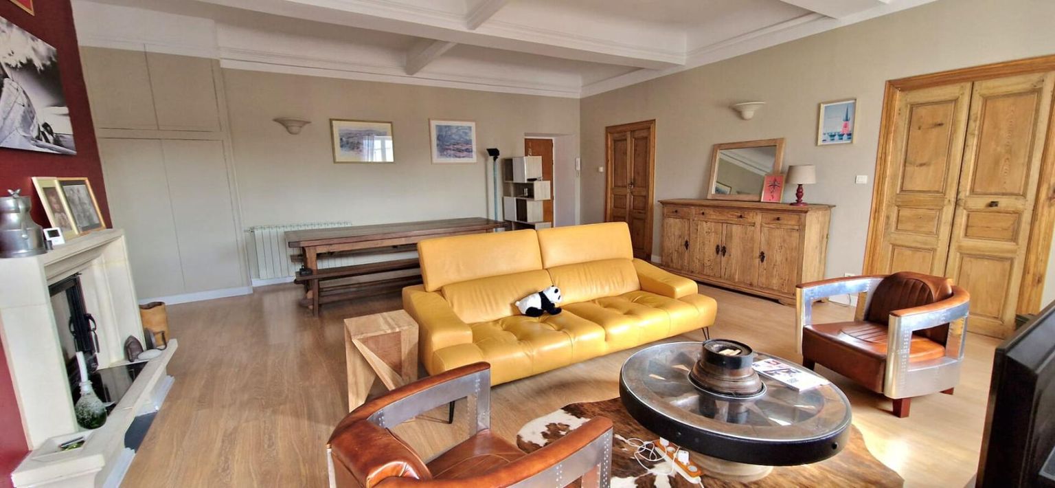 ALES Appartement de charme au coeur de la ville - Aucun travaux à prévoir 3