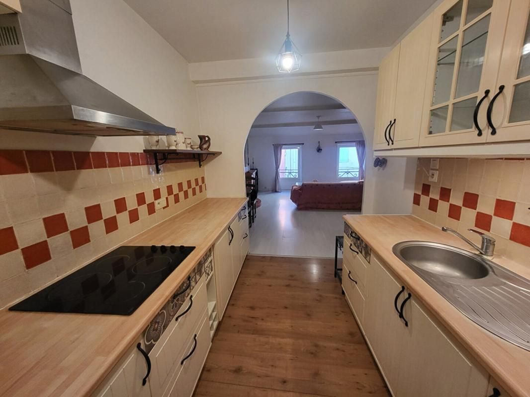 FREJUS Fréjus Spacieux 2 Pièces 3