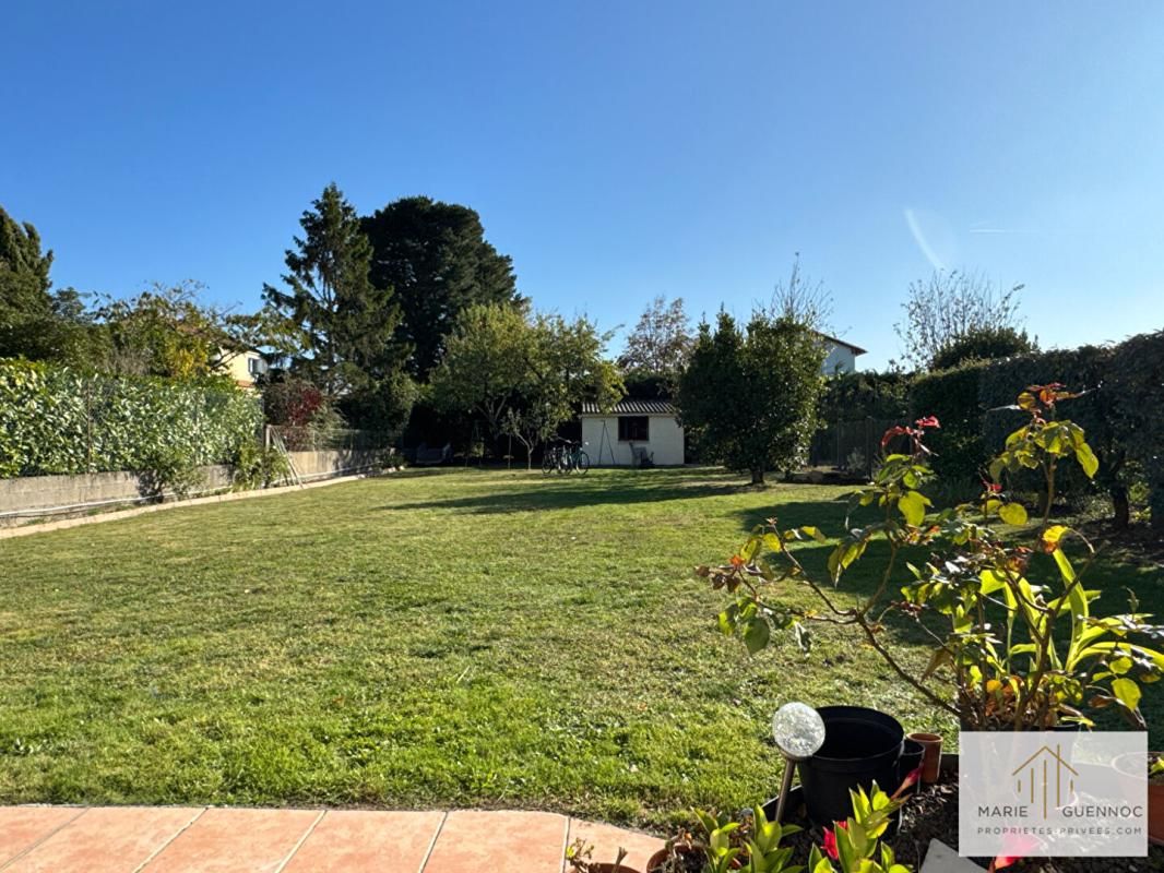 BASSE-GOULAINE Basse-Goulaine - Maison familiale de 6 pièces avec garage et atelier 2