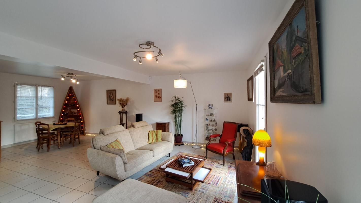 BOIS-D'ARCY Maison Bois-d'Arcy Quartier Hoche Foret 5 chambres 190m² 3