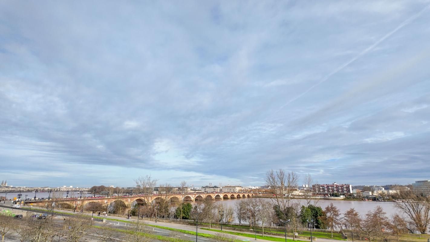 BORDEAUX Vente T2 44m2 BORDEAUX (33800) 2