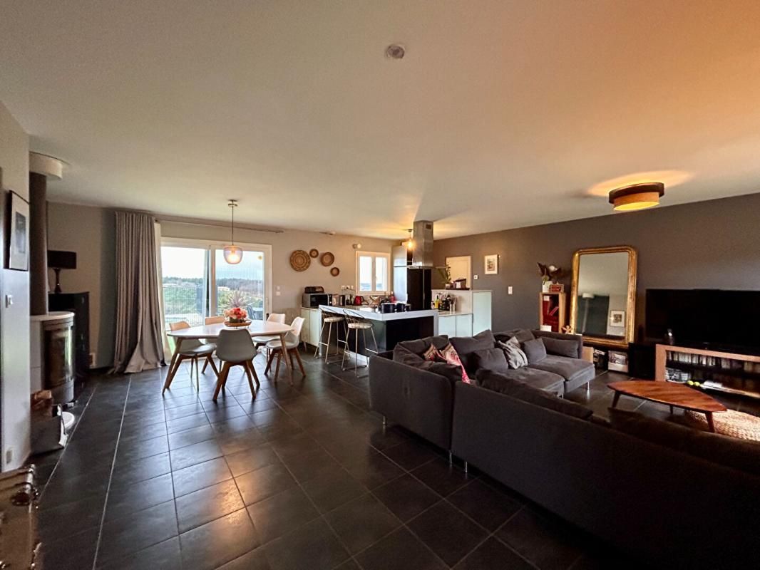 COURSAC A vendre, maison de plain-pied avec une superbe vue, à COURSAC 24430 2