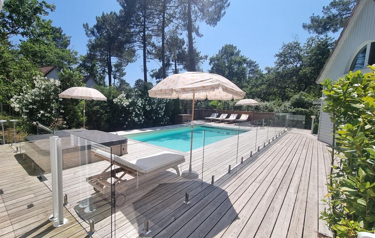 BISCARROSSE Belle propriété totalement rénovée avec piscine Golf de Biscarosse 2