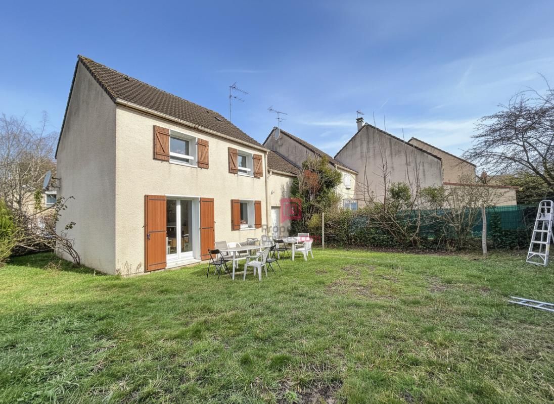 Maison Sainte-Geneviève-Des-Bois 4 pièces 74 m²