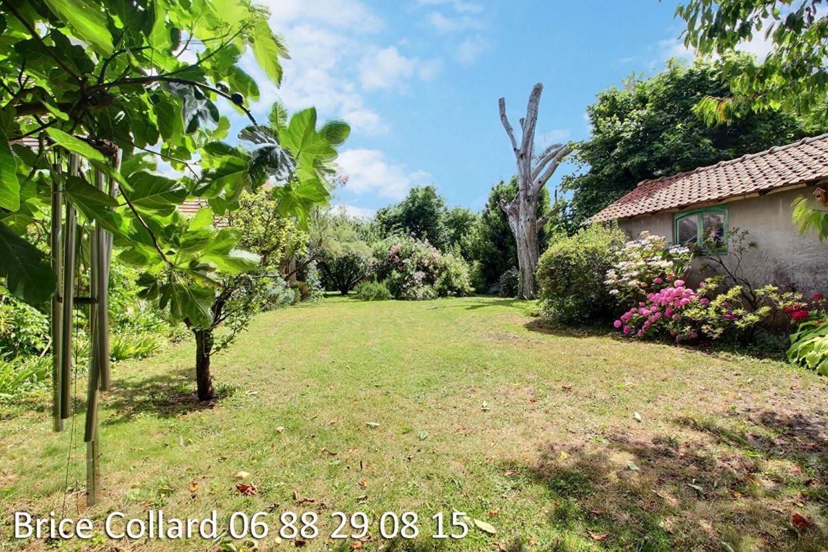 VILLERS-SAINT-PAUL 60870 VILLERS SAINT PAUL Maison familiale de caractère 3