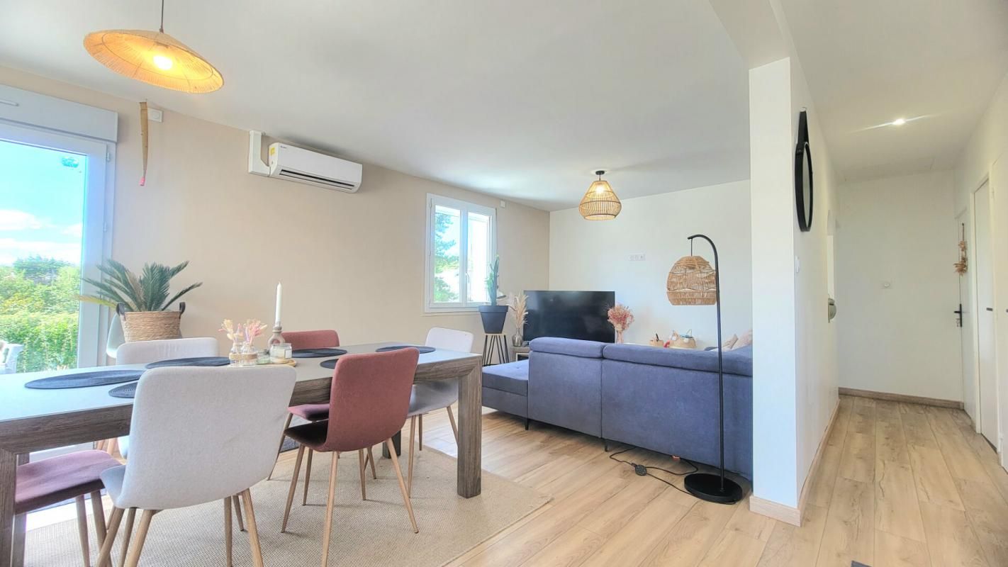 NOYANT-LA-GRAVOYERE Maison Segre En Anjou Bleu 4 pièce(s) 74 m2 2