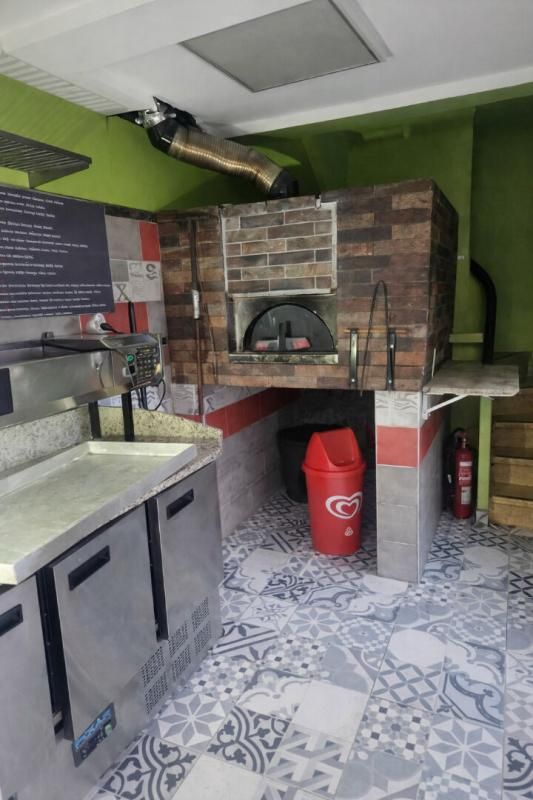 MAZAUGUES MAZAUGUES - Fonds de commerce Pizzas à Emporter 2