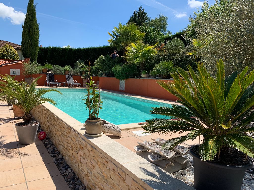 LANGOIRAN Maison Langoiran 6 pièce(s) 180 m2 3