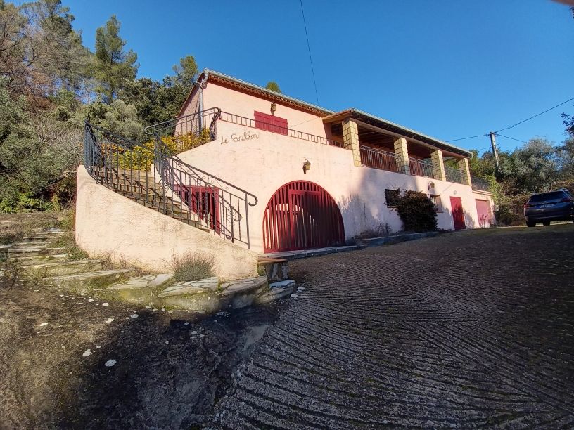 Salernes, environnement exceptionnel et nature. Calme absolu