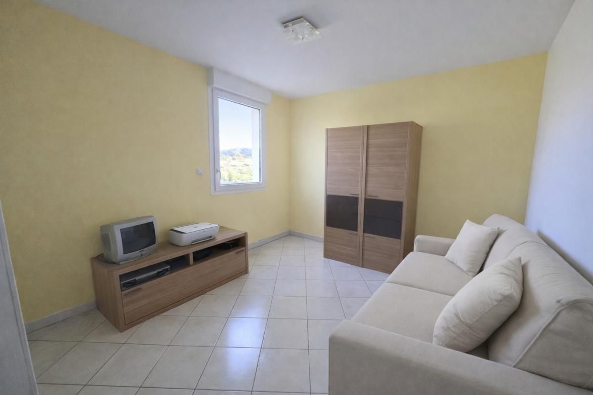 LA GARDE La Garde - T3, 66 m², terrasse de 30 m², garage, au calme, sans vis-à -vis 4