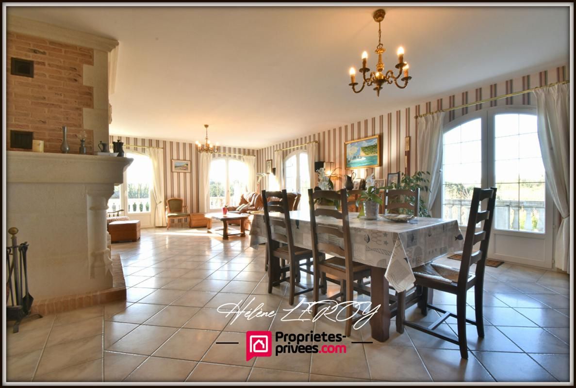 FECAMP Maison familiale sur sous sol avec vue mer et jardin 4