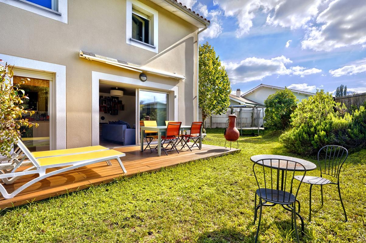 SAINT-MEDARD-EN-JALLES Maison Saint Medard en Jalles 4 pièce(s) 90 m2- Environnement forestier | Calme absolu | Belles Prestations 2