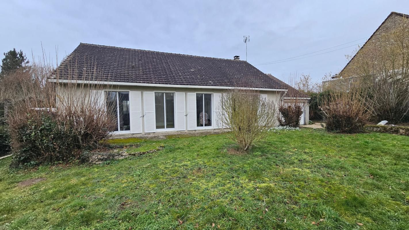 GAMBAIS Houdan 8 mn / Proche Gambais / Maison plain-pied 3/4 chambres 3