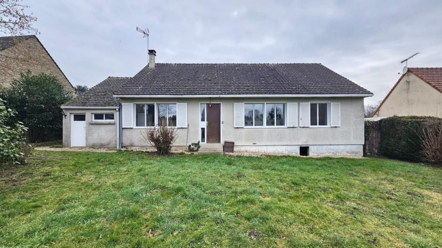 GAMBAIS Houdan 8 mn / Proche Gambais / Maison plain-pied 3/4 chambres 4