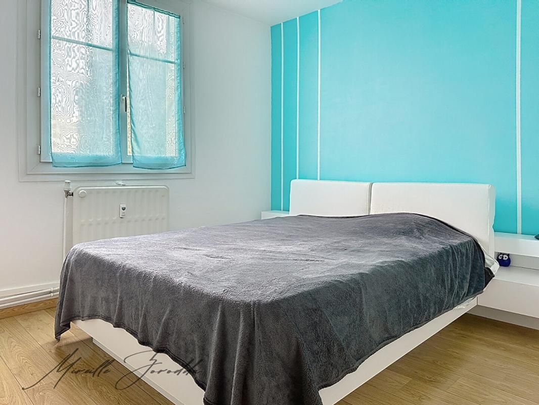 NIMES Appartement Nimes 3 pièces 64 m²  avec garage loggia et cave 4