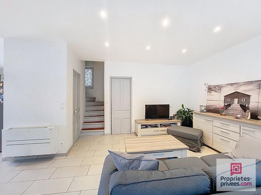 CHATEAURENARD Maison de ville Châteaurenard 5 pièce(s) 112m2 3 chambres garage terrasse 4