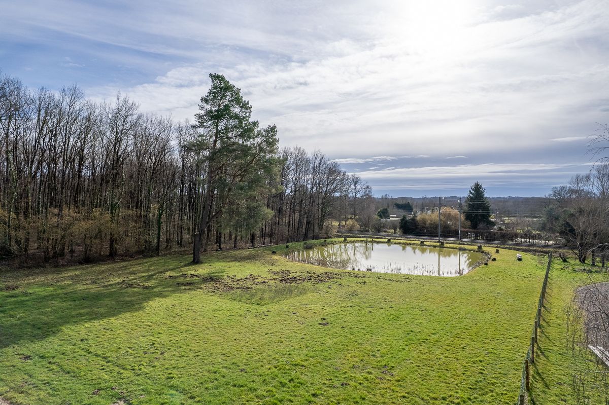 THENIOUX Terrain constructible - Thenioux, avec un étang - 4322 m²  - 3