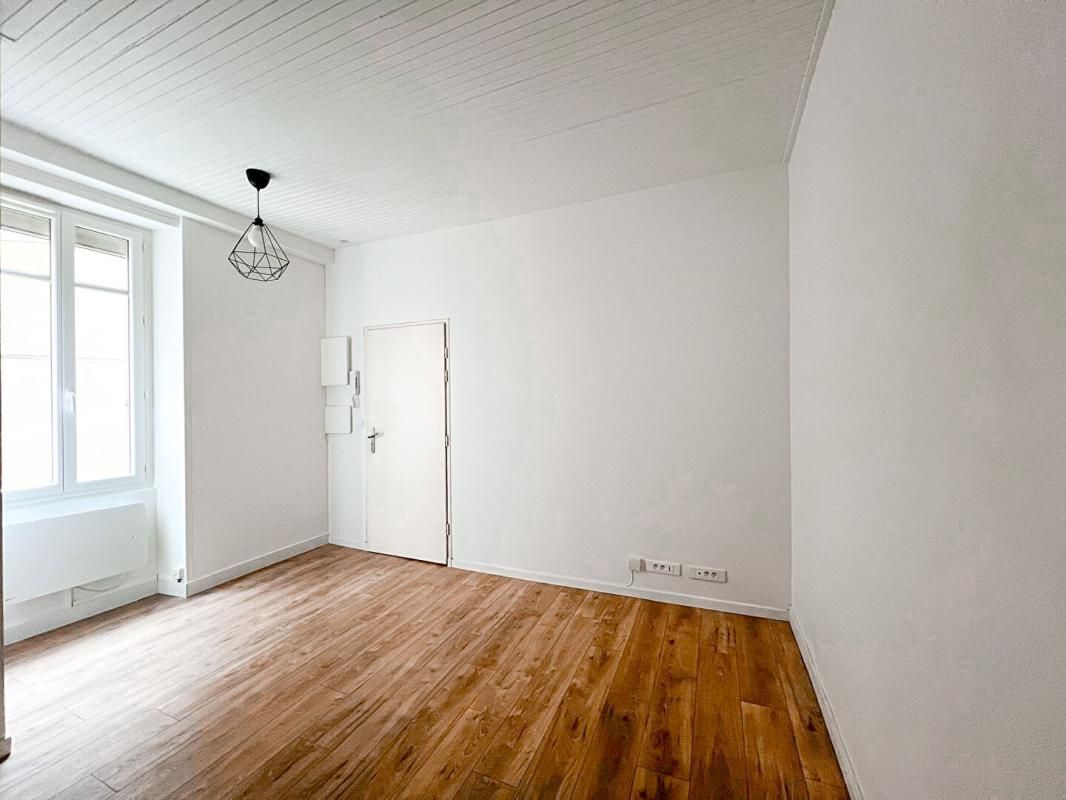 NANTES Appartement Nantes Type 2 - Place Zola 4