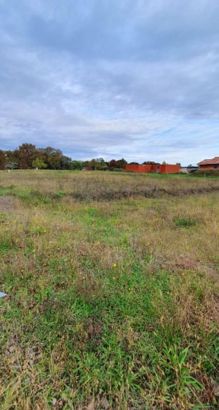 CARCARES-SAINTE-CROIX Au calme, proche axe Dax Mont De Marsan 2