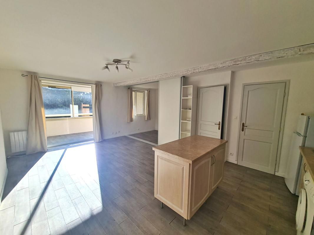 SIX-FOURS-LES-PLAGES APPARTEMENT T2/3- SIX FOURS - LA COUDOULIERE 4