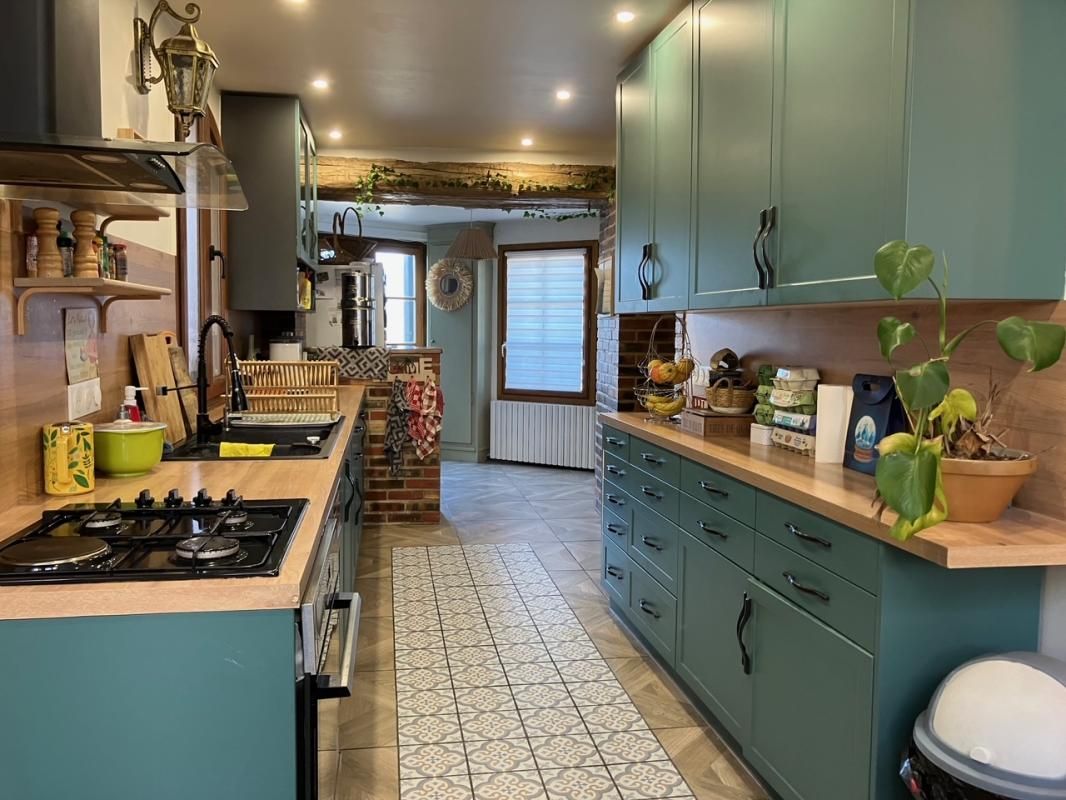 SEPTEUIL Belle maison ancienne au coeur du village 4