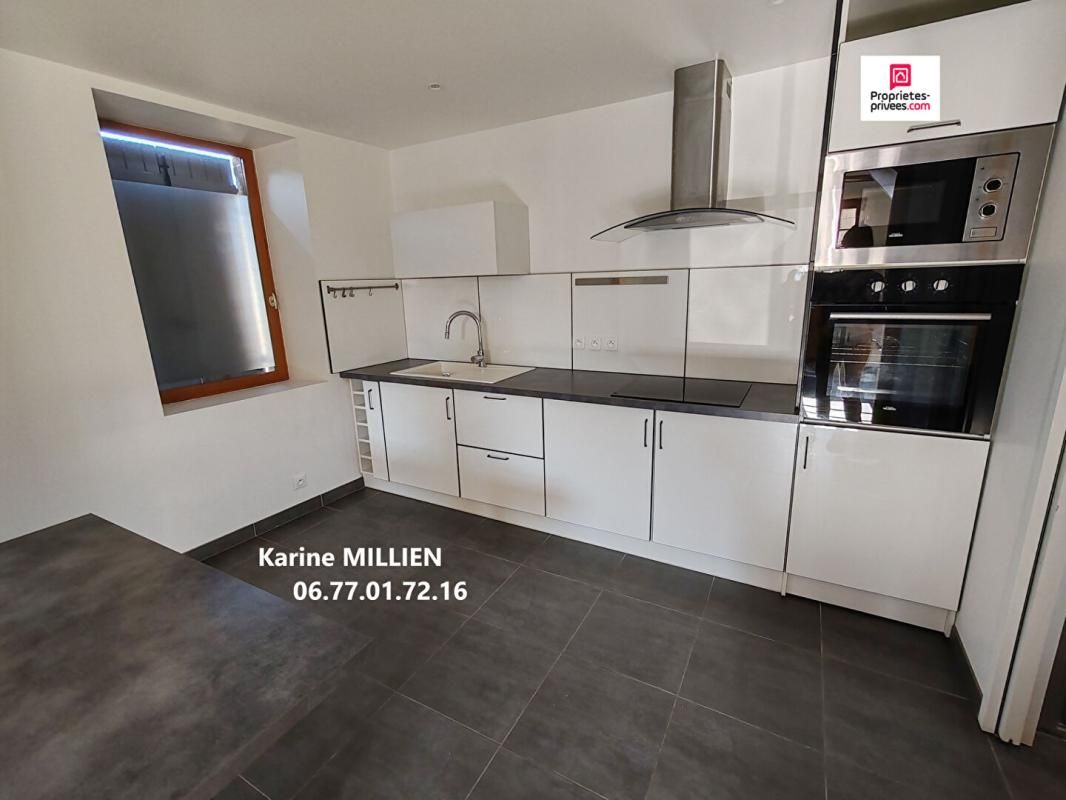 OUERRE OUERRE 28500 Maison individuelle et grange aménageable - 1 étage - 2 chambres - Terrain - 165 000  HAI 2