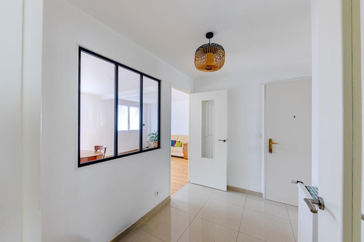 CORMEILLES-EN-PARISIS Appartement d'exception entièrement rénové-hyper centre 2