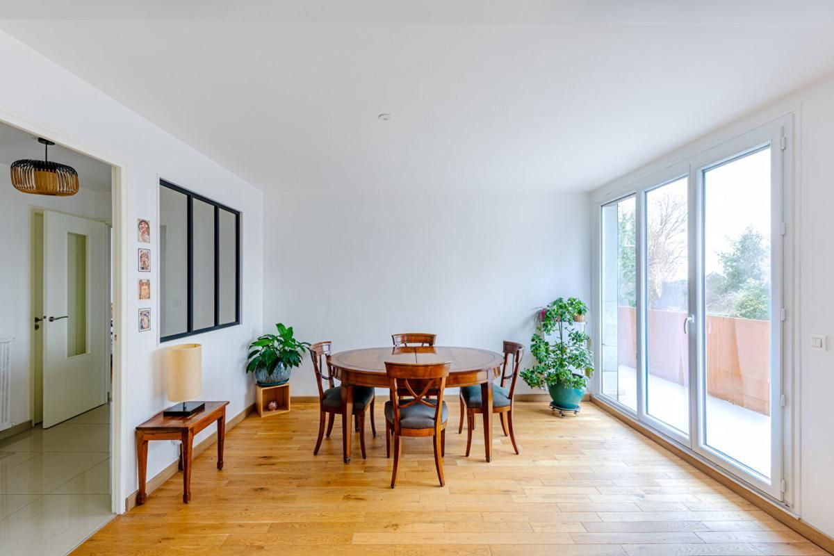 CORMEILLES-EN-PARISIS Appartement d'exception entièrement rénové-hyper centre 3