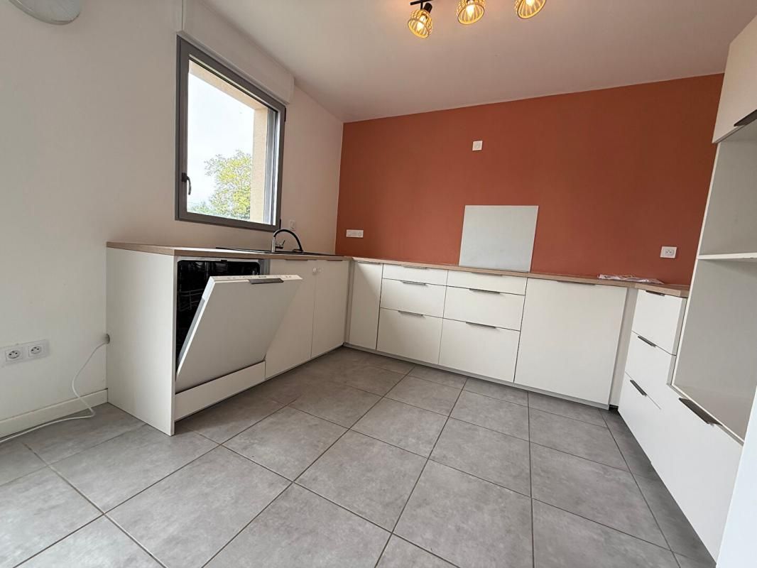 SEICHES-SUR-LE-LOIR Maison Seiches Sur Le Loir 5 pièce(s) 111 m2 3