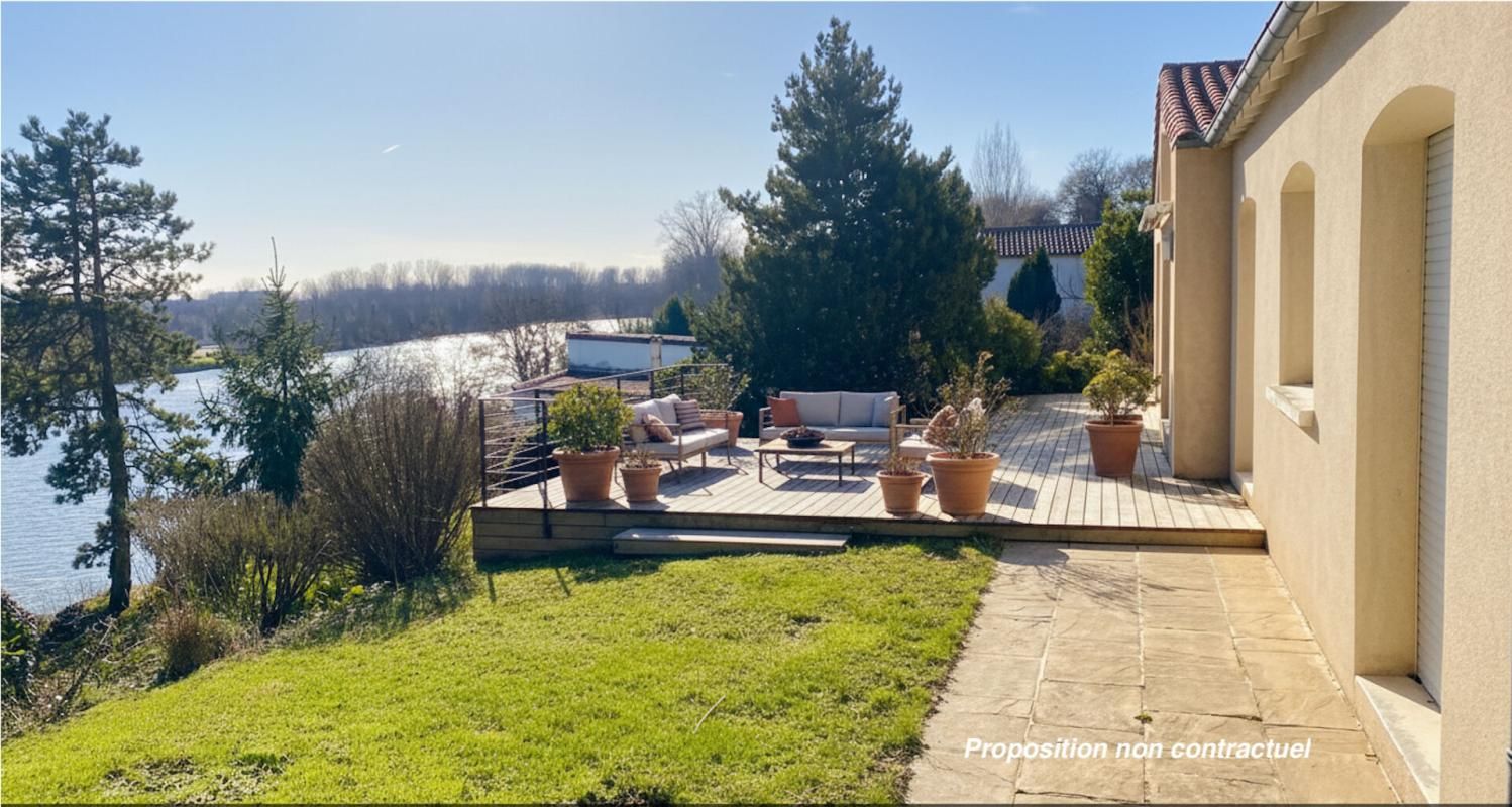Maison bord de sèvre (Niort 79000)  5 pièce(s) 126 m2