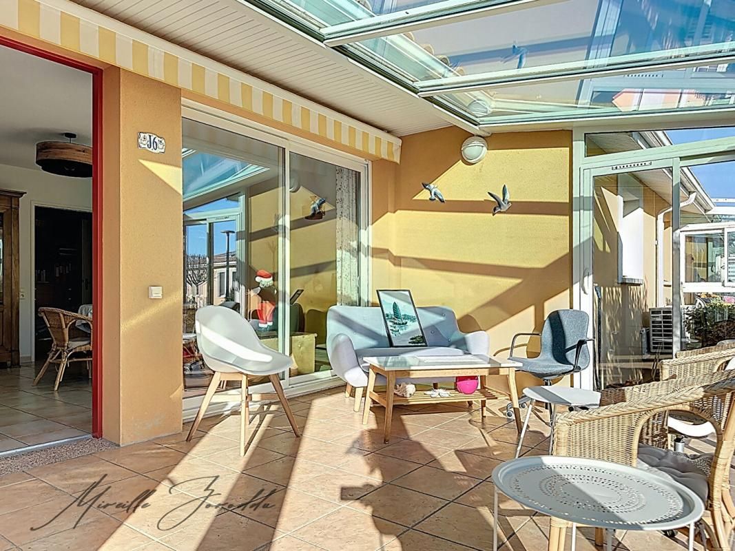 JONQUIERES-SAINT-VINCENT JONQUIERES SAINT VINCENT MAISON 3 pièces 78 m² et véranda 18m², cellier et parking 4