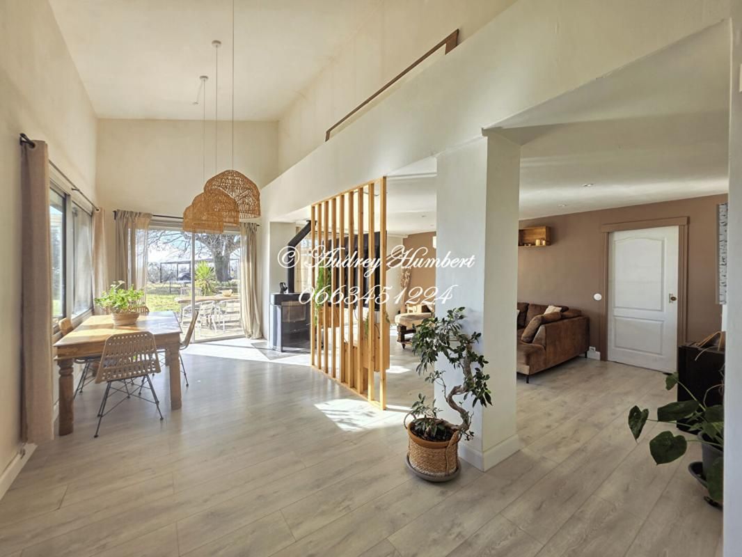 VILLENEUVE VILLENEUVE, Propriété  de 180 m²  + dépendances avec maison principale, T2 indépendant et grand potentiel sur 6900 m² 4