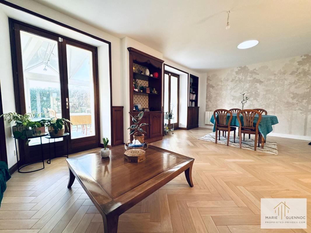 BASSE-GOULAINE Maison individuelle 6 pièces Basse-Goulaine avec double garage, cave et atelier 4