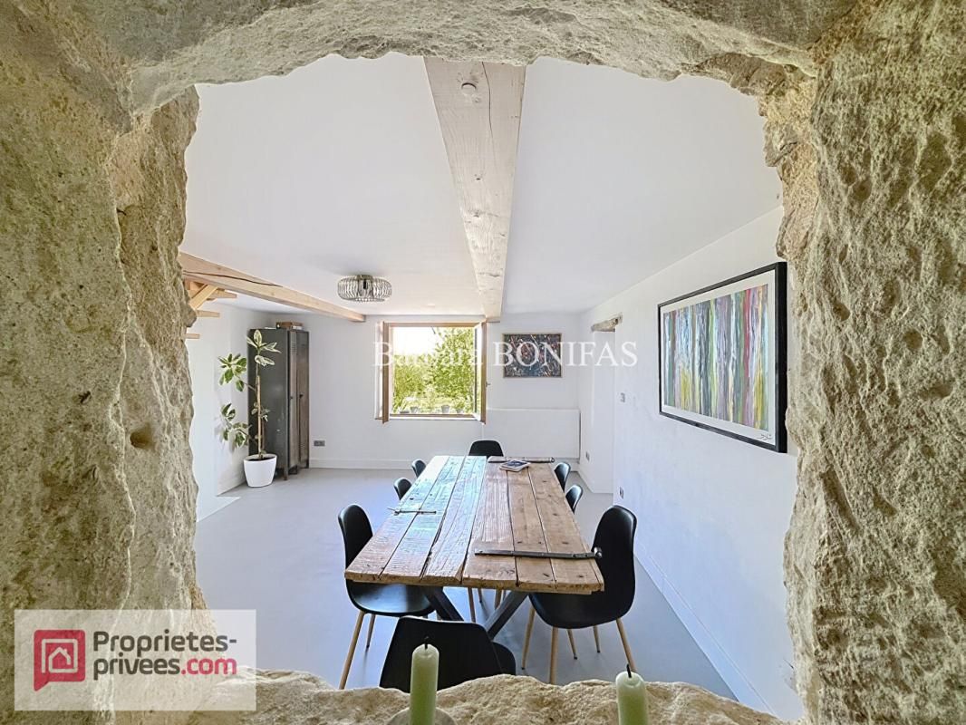 MONCLAR-DE-QUERCY Maison rénovée 6 pièces 202 m2 3